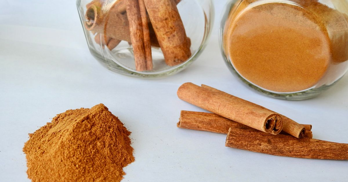 Can Dogs Have Cinnamon Can dogs have cinnamon: cinnamon sticks and ground cinnamon powder in glass jars