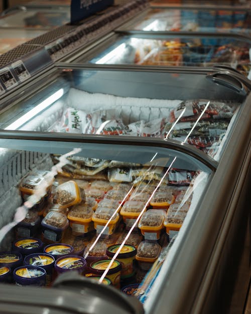 Ilmainen kuvapankkikuva tunnisteilla jäätelöitä, pystysuuntainen laukaus, ruokakauppa