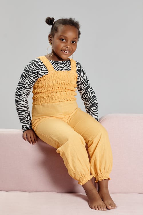afrikalı-amerikalı kız, aşındırmak, çocuk içeren Ücretsiz stok fotoğraf