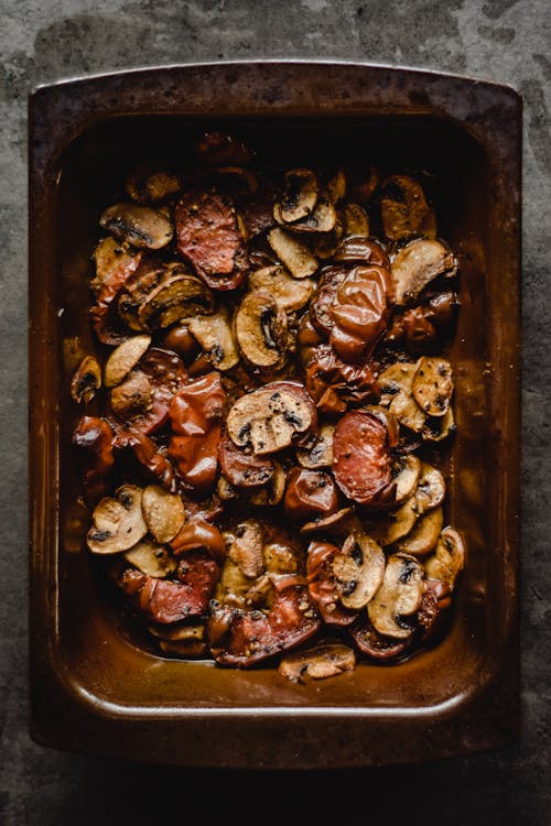 Baked Mushrooms and Tomatoes Dish