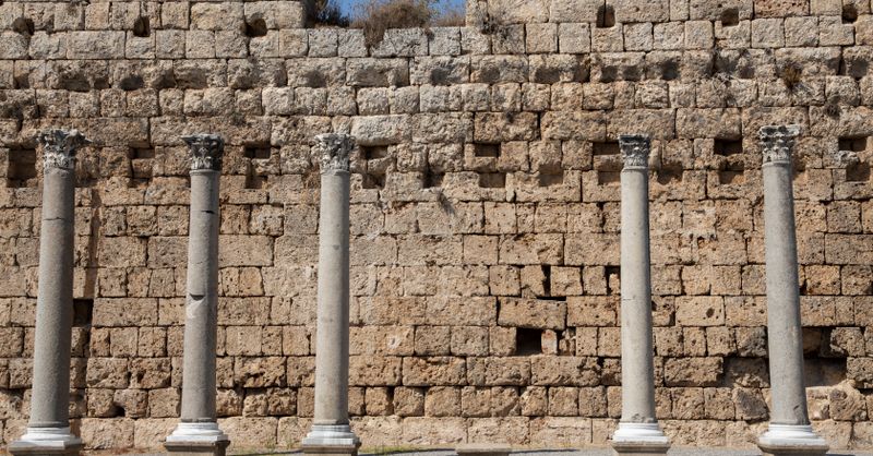 Colosse Rhodes : Histoire merveille monde antique