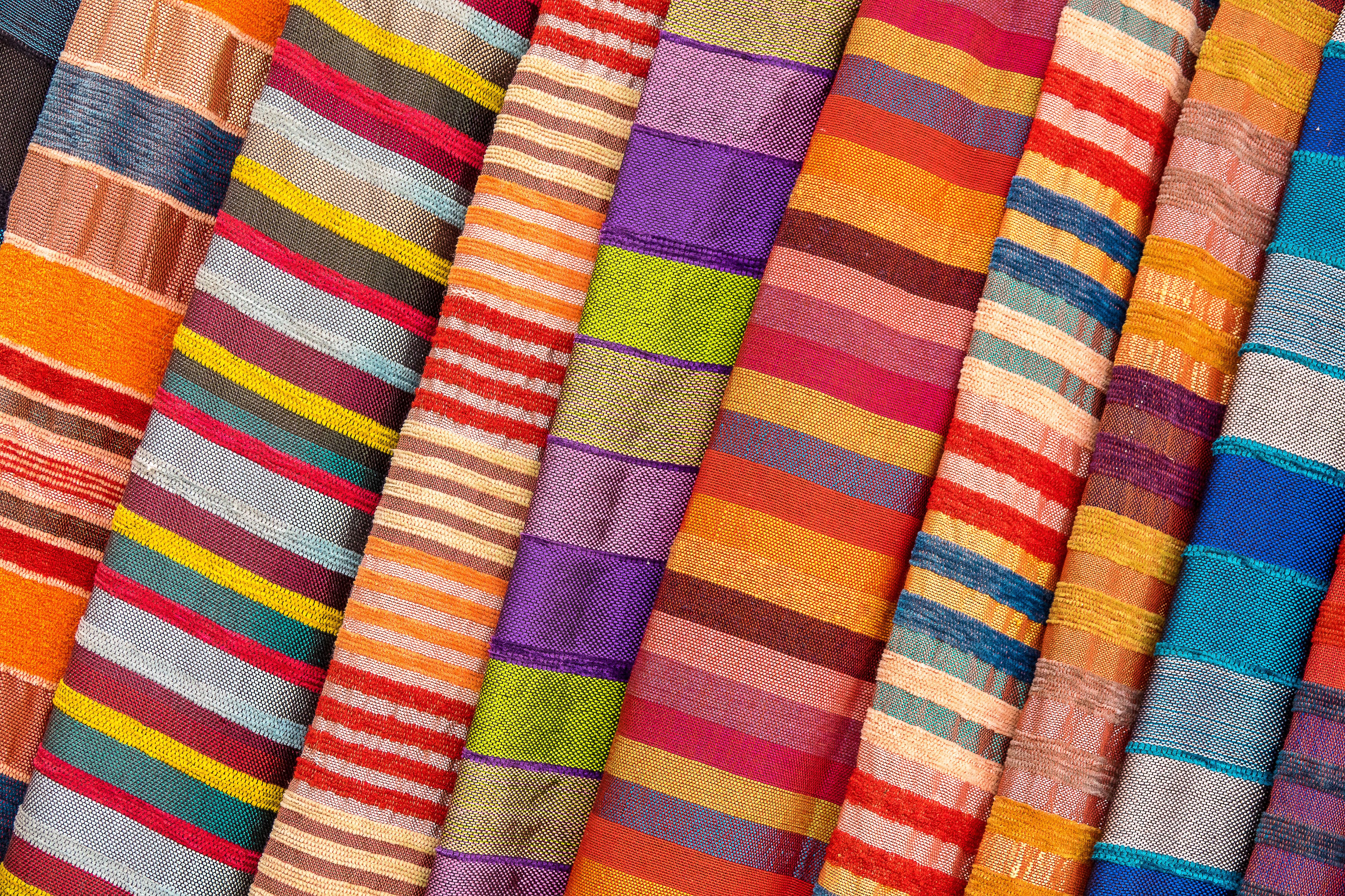 Fabrics, woven; of synthetic filament yarn, containing less than 85% by weight of synthetic filaments, printed