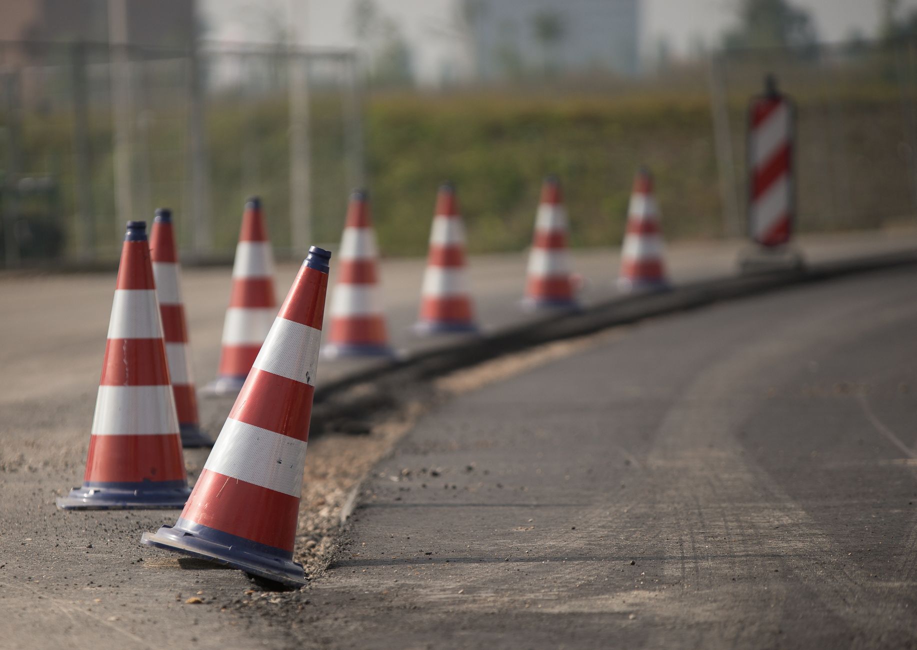 Drie voertuigen botsen bij wegwerkzaamheden in Helmond