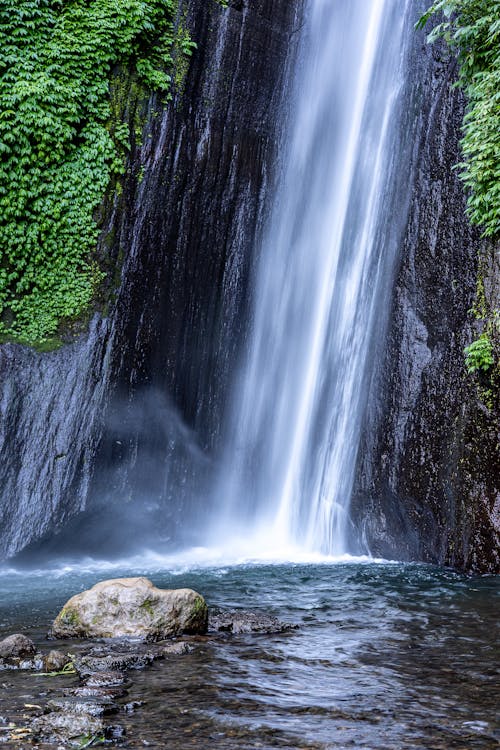 Tall Waterfall Photos, Download The BEST Free Tall Waterfall Stock ...