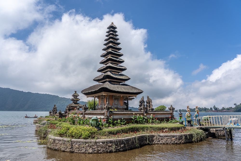 Bali temple and lake