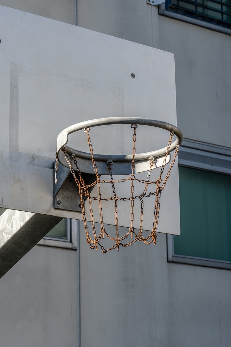 Basketball Hoop With Chain Net