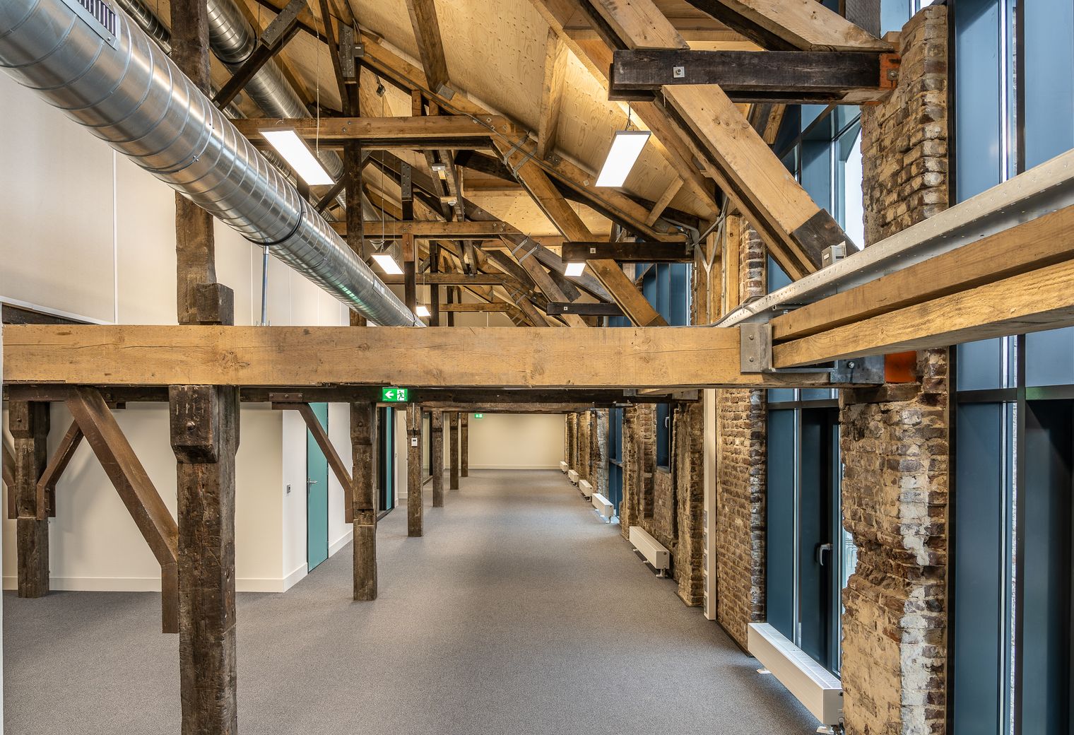Commercial Decorating in Willesden — clean edges cut in around trim and sockets