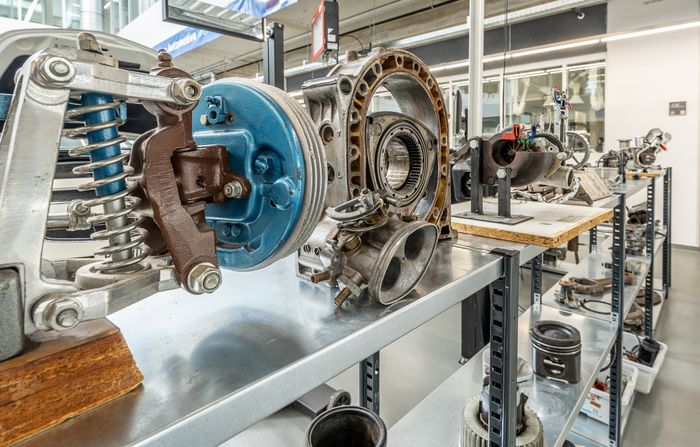 Motor in der Werkstatt