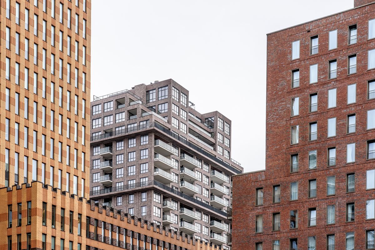 flat moves in Tolworth — Loaded properly: blankets, straps and a plan in Tolworth
