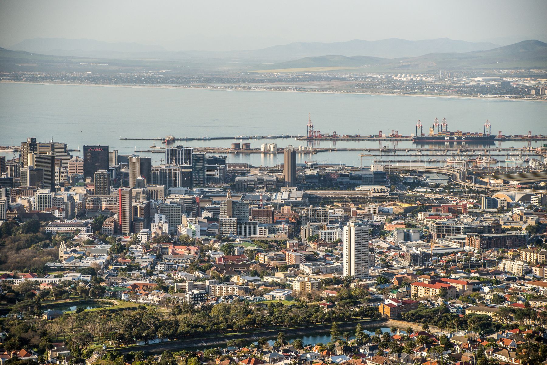 Best Time to Visit Betty's Bay: A Month-by-Month Guide