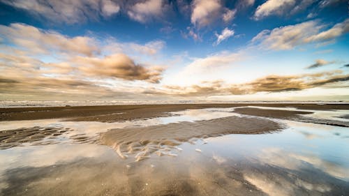 Безкоштовне стокове фото на тему «берег моря, блакитне небо, відображення» стокове фото