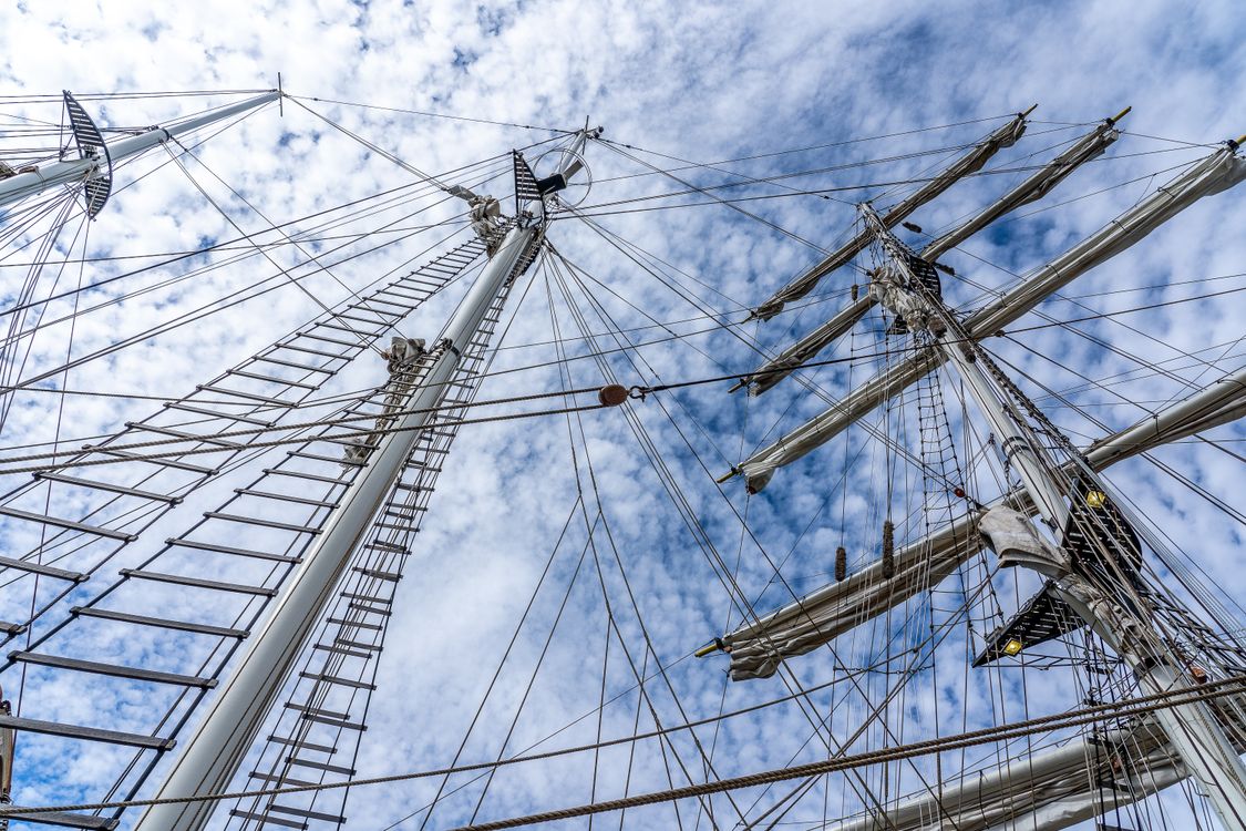 Steel Mast of a Ship · Free Stock Photo