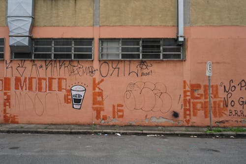 Fotobanka s bezplatnými fotkami na tému graffiti, mesto, oranžová farba