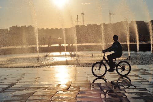 Zadarmo Fotobanka s bezplatnými fotkami na tému bicykel, bicyklovanie, dážď Fotka z fotobanky
