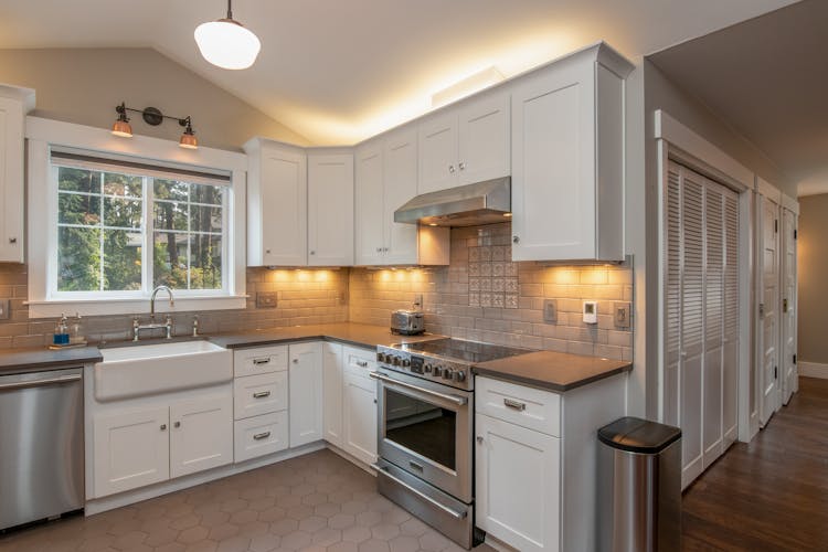 A Beautiful Kitchen Area At Home