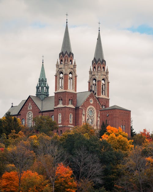 Free The Holy Hill Basilica and National Shrine of Mary Help of Christians in Wisconsin Stock Photo