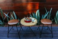 Brown Wooden Round Table With Chairs