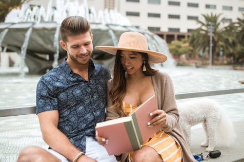 Δωρεάν στοκ φωτογραφιών με booklovers, αγάπη, ανάγνωση