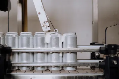 UK Manufacturing's Two-Speed Recovery: Big Firms Thrive, Small Ones Falter