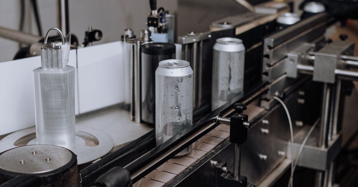 How AI-Driven Automation Is Reshaping the Packaging Workflow for Manufacturers