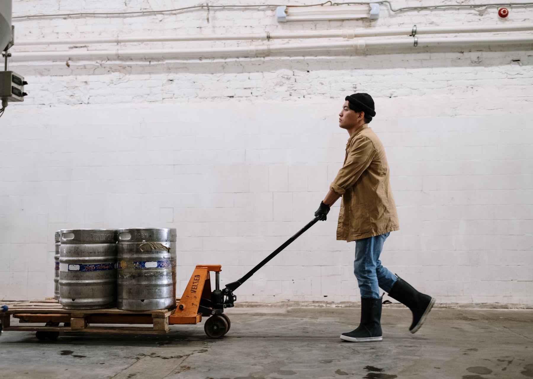Removals and storage in Wadebridge — crew wrapping and loading on moving day