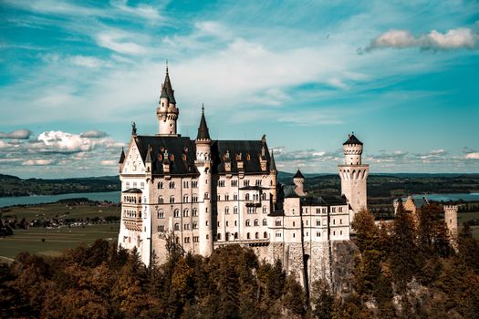 Neuschwanstein Castle before the coaches — Munich