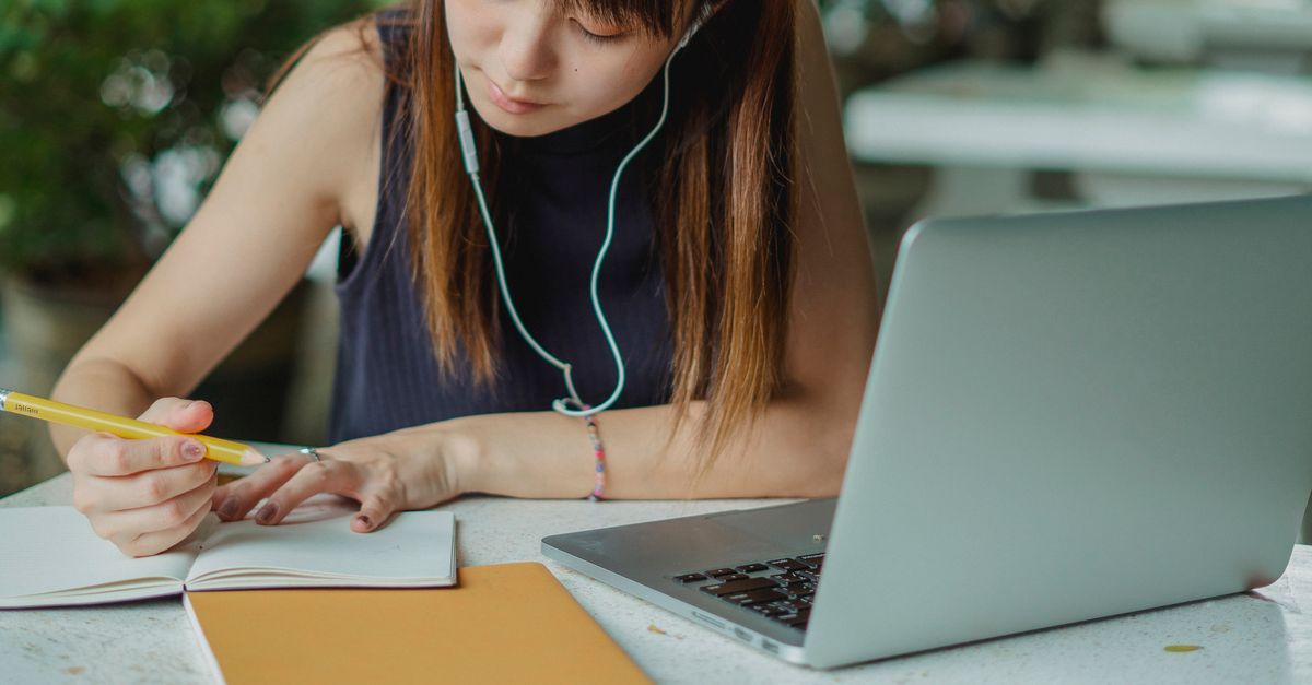 Redação nota 1000 no ENEM: como fazer a introdução
