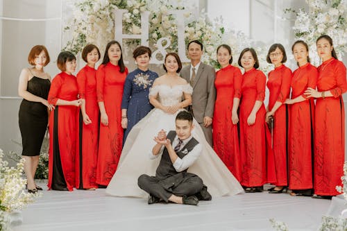 Newlywed Couple with Bridesmaids