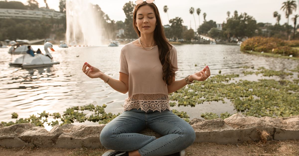 What does it mean when your chest feels tight and you cannot take a deep breath?