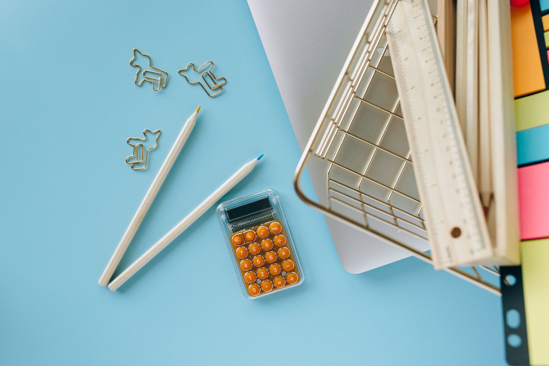 Qué comprar para organizar el estudio y la casa en la vuelta al cole