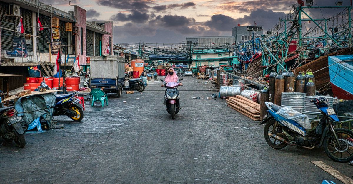 Philippines: CSR strengthening disaster preparedness and neighborhood resilience Philippines: CSR strengthening disaster preparedness and neighborhood resilience