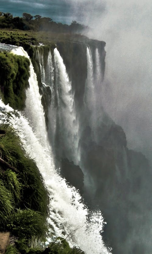 Kostenloses Stock Foto zu felsen, fließendes wasser, landschaft