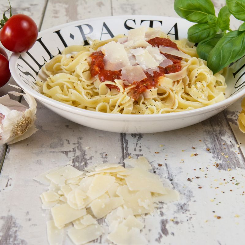 Eid Party Sumac and Walnut Tomato Sauce