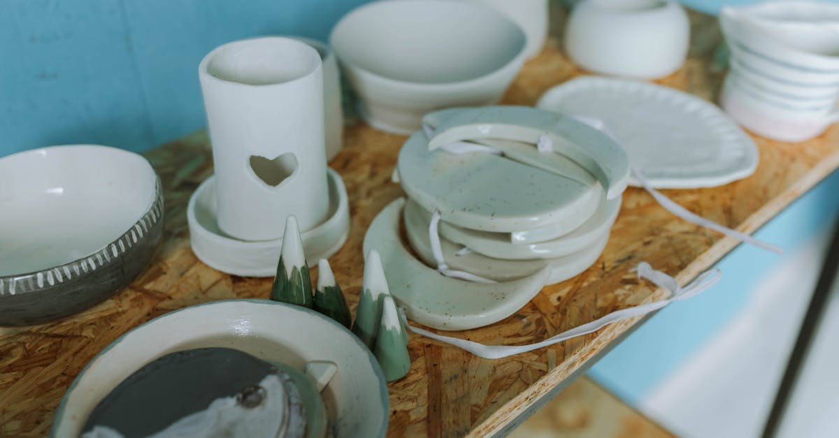 為什麼黃明文的《萌生・器韻》能讓陶藝重現生活魅力?