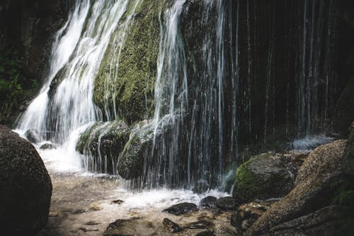 Foto profissional grátis de água, cachoeiras, corrente