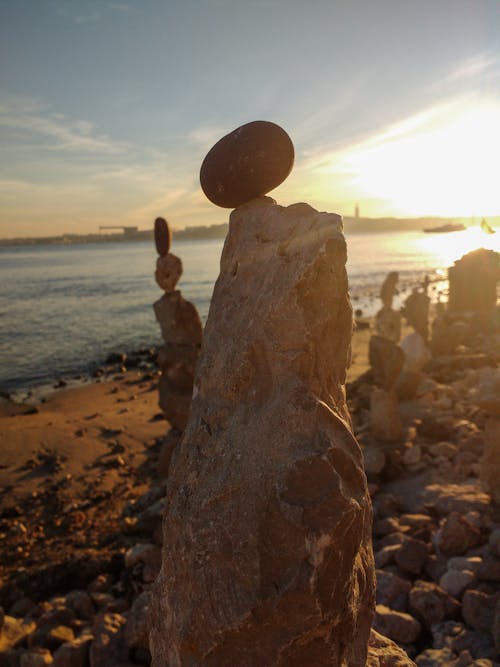 Darmowe zdjęcie z galerii z piasek, skały, woda
