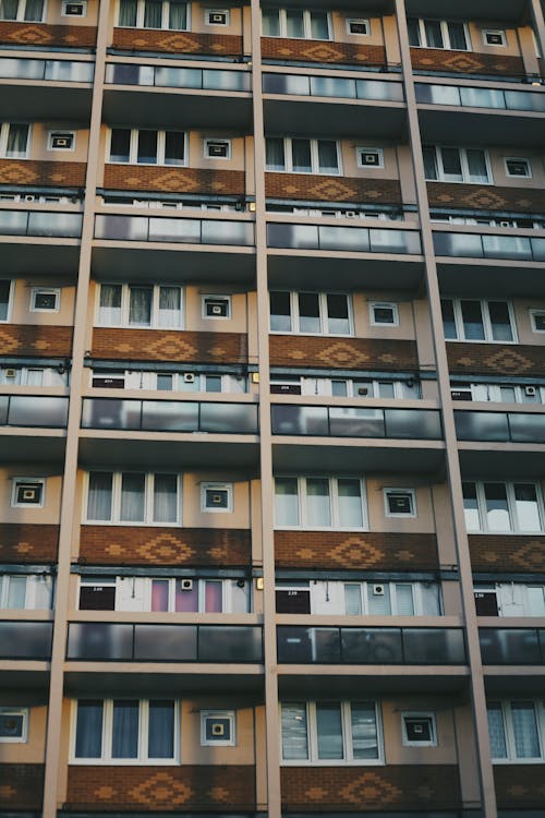 Free Low Angle Shot of Apartment Building  Stock Photo