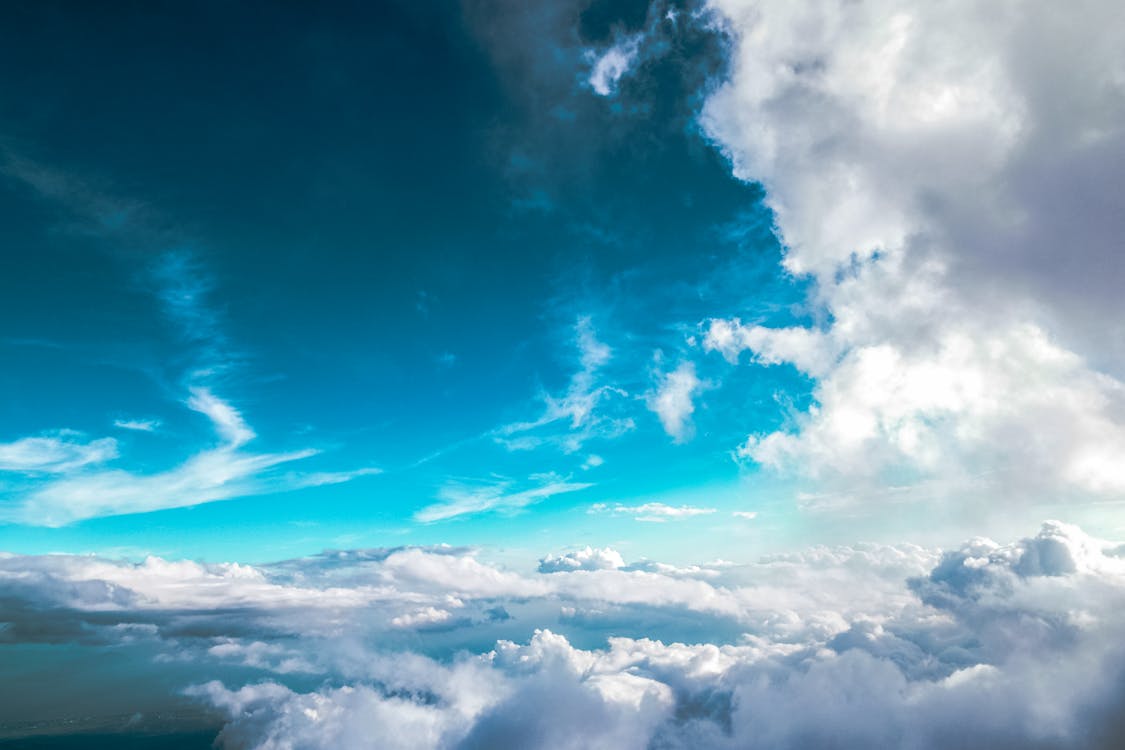 Ücretsiz Beyaz Bulutlar Ve Mavi Gökyüzü Stok Fotoğraflar