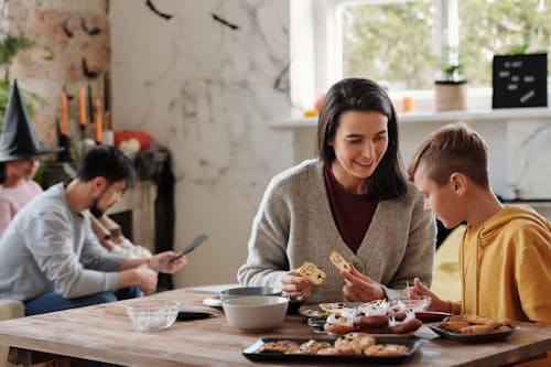 Eine Familie, Die Bindungszeit Verbringt