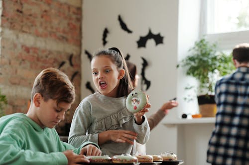 Rainy Halloween? Fun Indoor Party Ideas to Save the Night