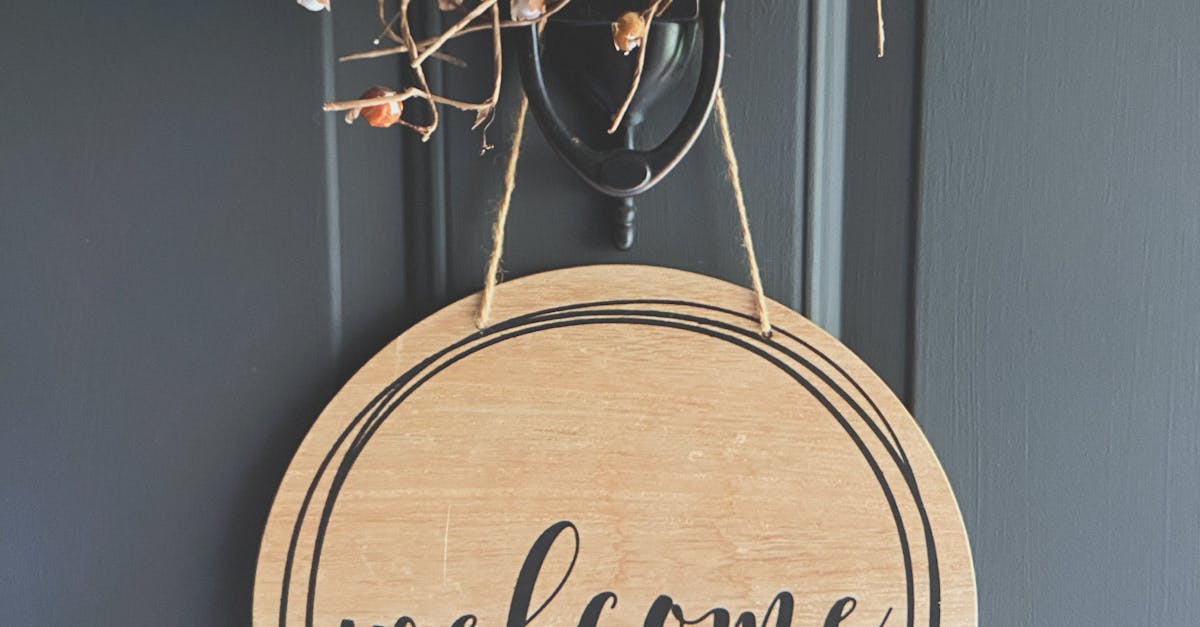 Cozy wooden welcome sign adorned with autumn-inspired wreath, perfect for home decor ideas.