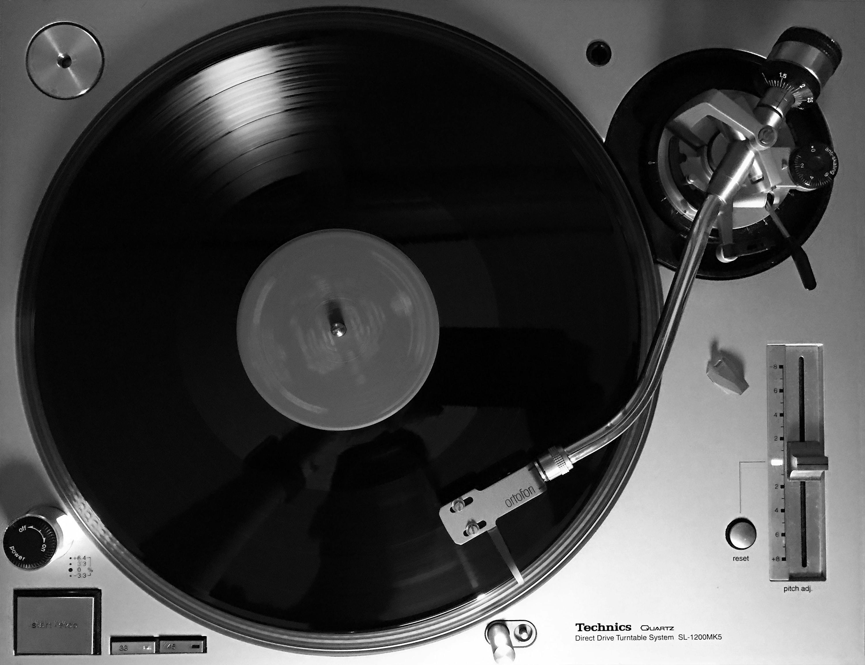 Black Record Vinyl · Free Stock Photo