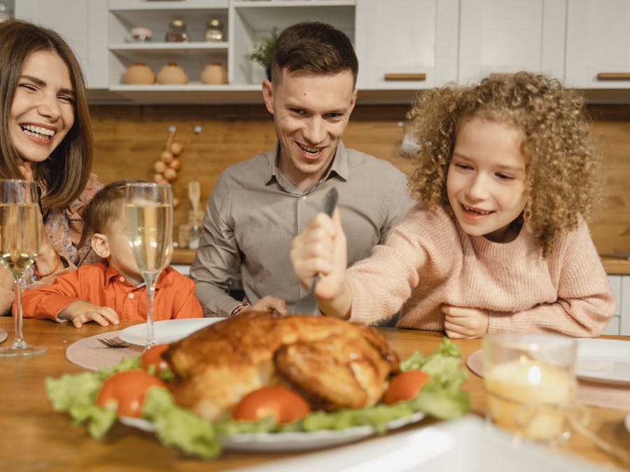 What is the effect of eating 3 eggs a day?
