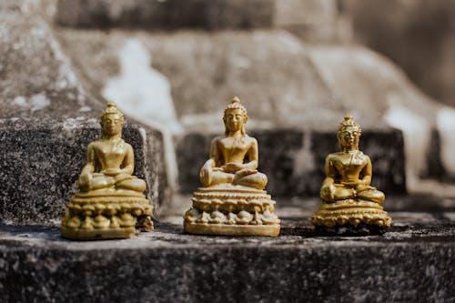 Free Golden Buddha Statue Figurines Close-Up Photo Stock Photo