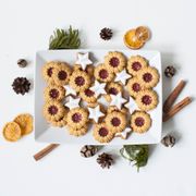 Flatlay of star-shaped and jam-filled cookies — Jasmin on Pexels