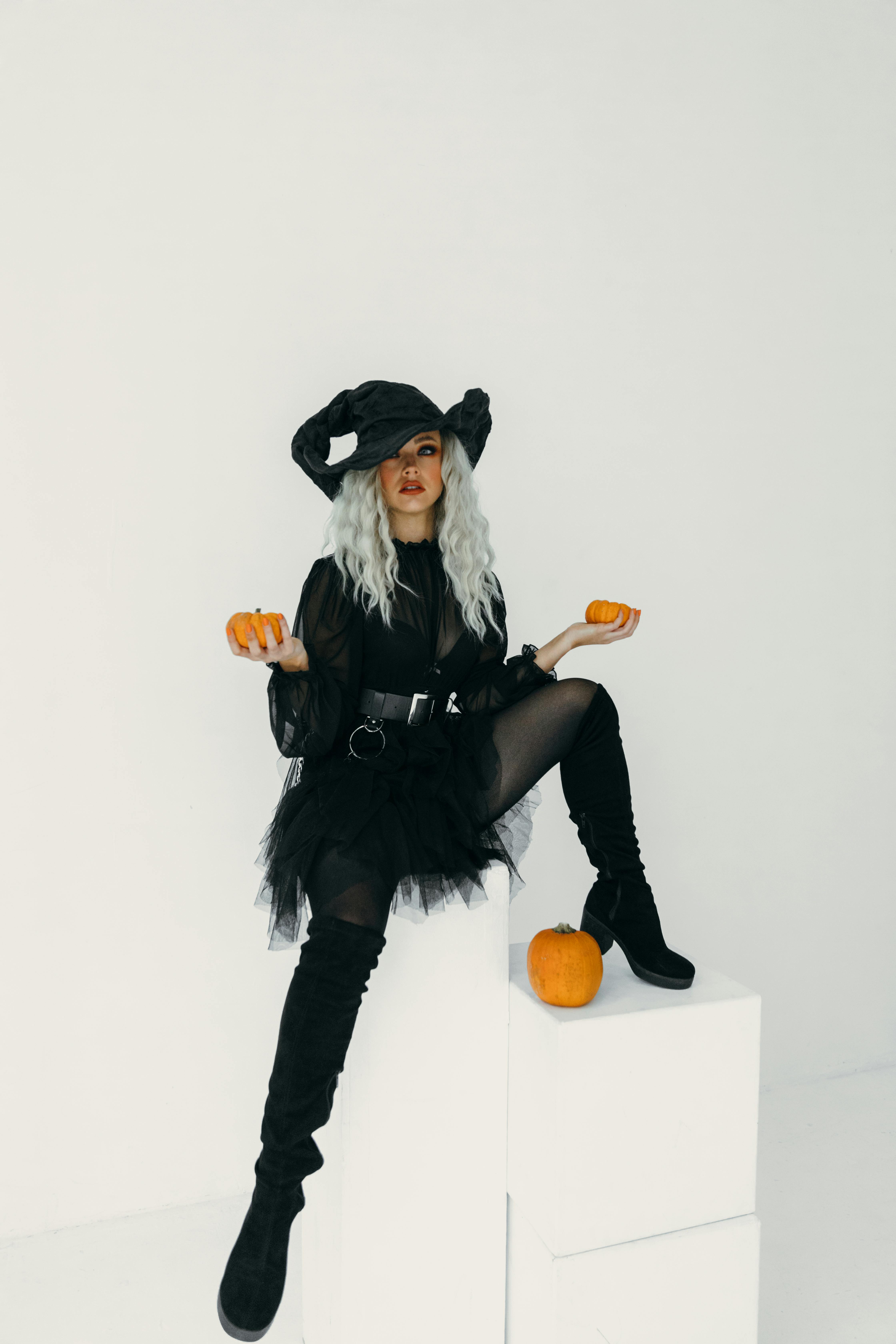 Zadarmo Fotobanka s bezplatnými fotkami na tému atraktívny, biele pozadie, blondína Fotka z fotobanky