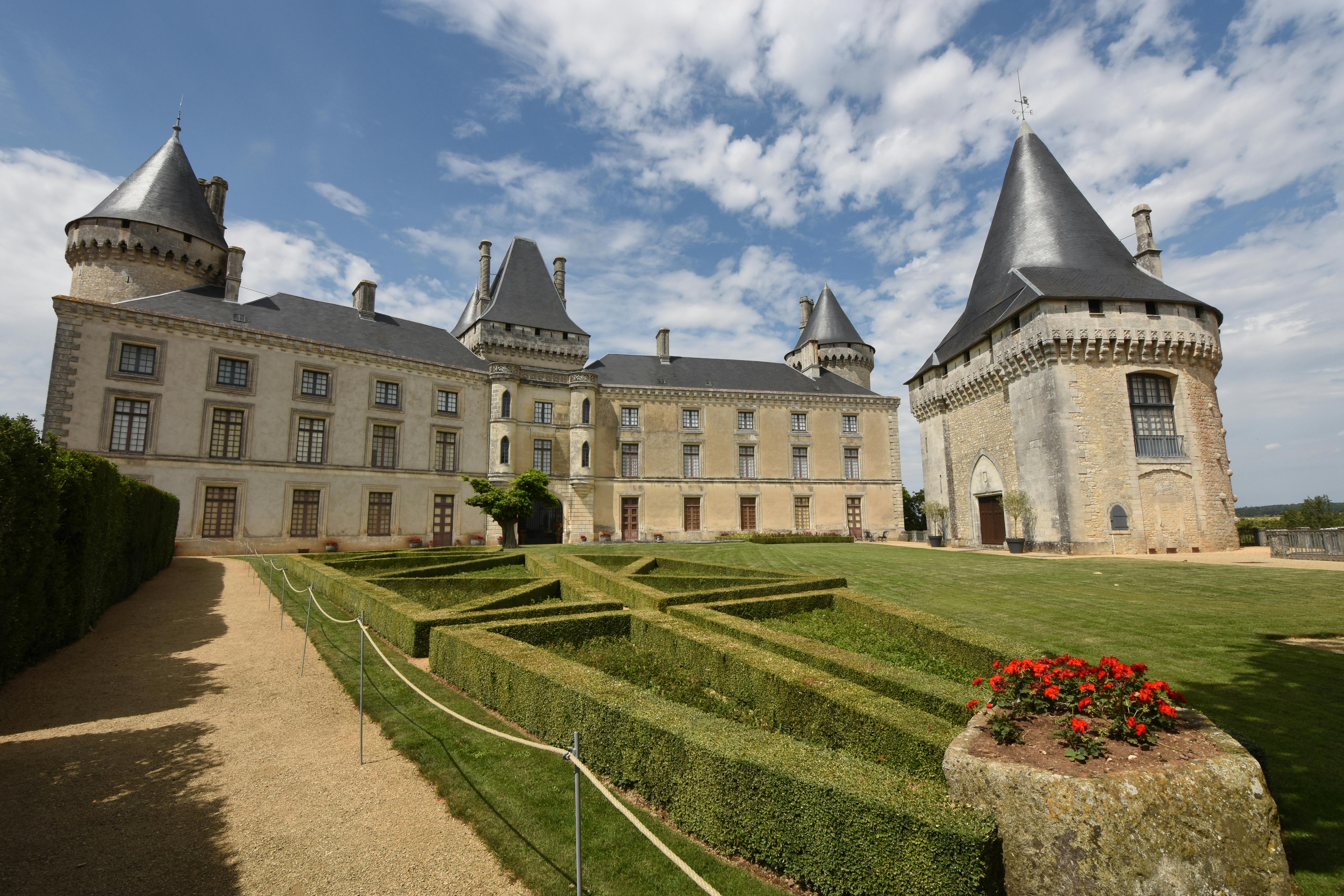 Château De Chambord Photos, Download The BEST Free Château De Chambord  Stock Photos & HD Images