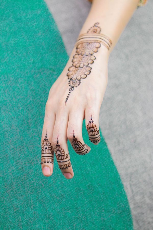 Traditional Cultural Arabic Mehndi Design