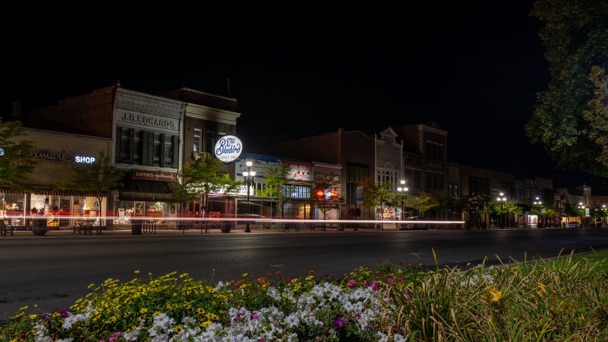 Fort Wayne, IN Birthday Freebies Near Me: Where to Find Legit Deals