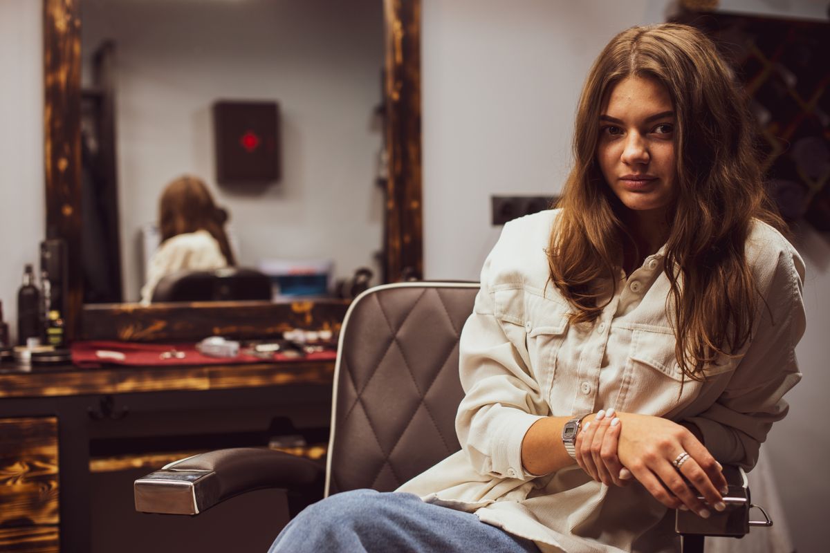 Haarfarben Trends 2026: Colour-Melting, Balayage & Natural Luxury